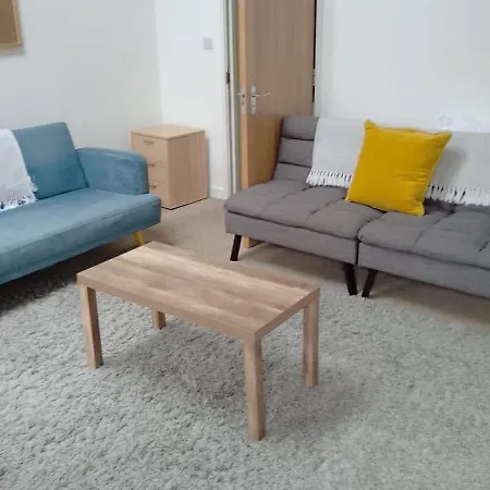 Gem Cozy 1-bedroom Flat With Kitchen & Free Wifi *