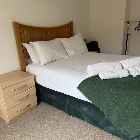 Apartment Gem Cozy 1-bedroom Flat With Kitchen & Free Wifi *