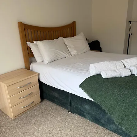 Gem Cozy 1-bedroom Flat With Kitchen & Free Wifi *